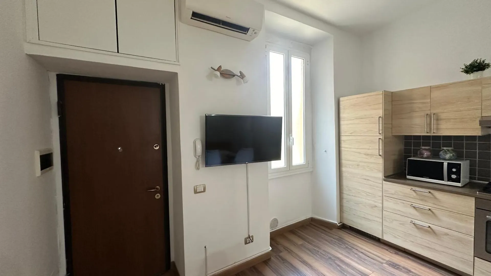 Ermes Suite Risorgimento Milan 0*,  Italy